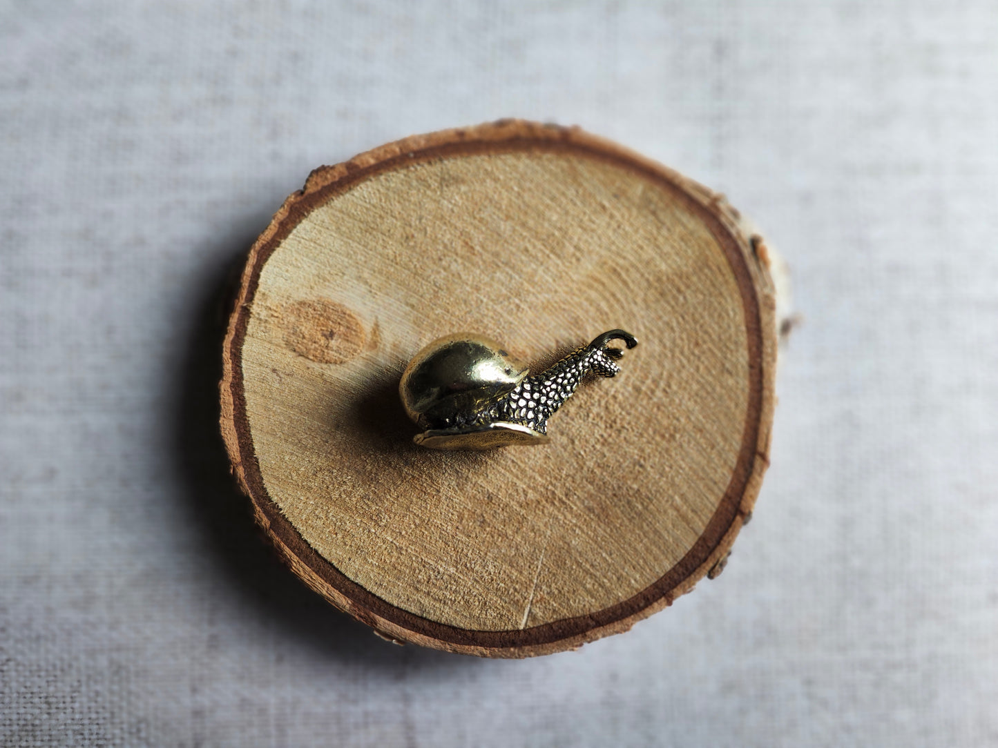 Escargot figurine animal jardin laiton