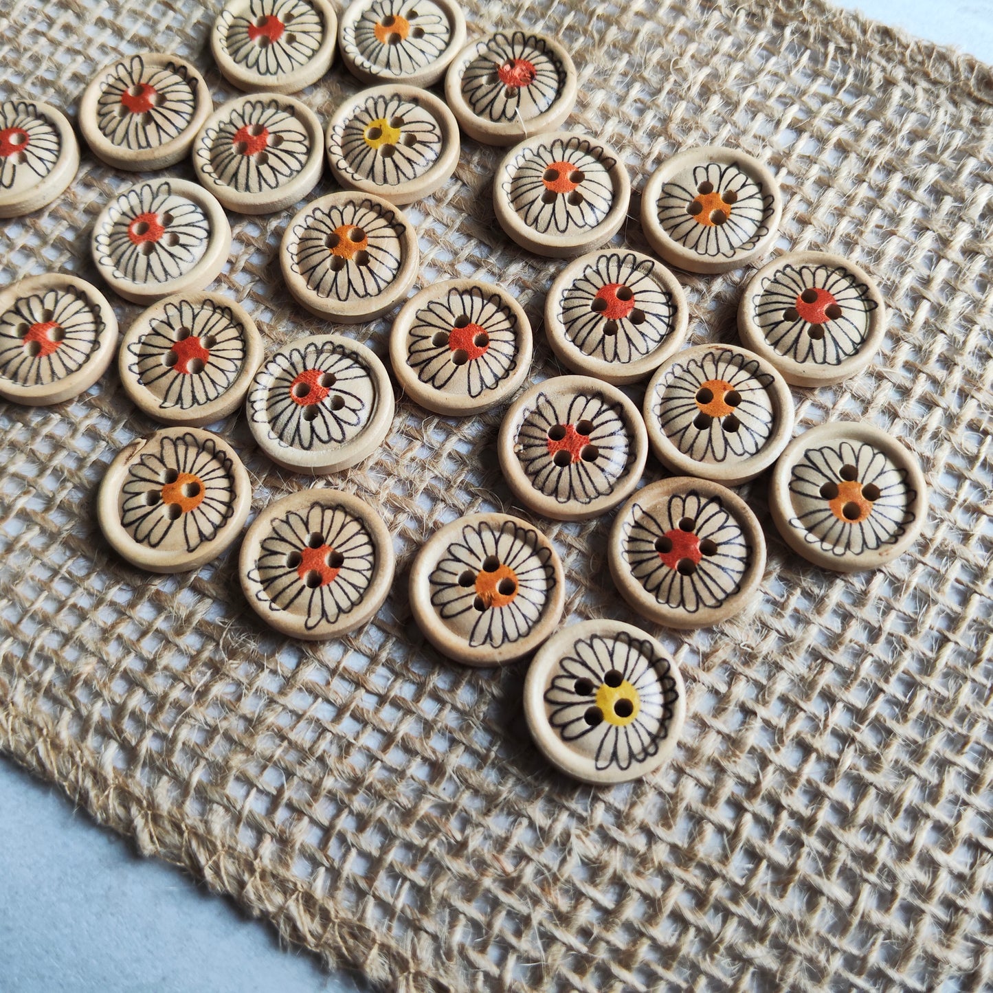 Boutons rond fleur marguerite centre orange bois