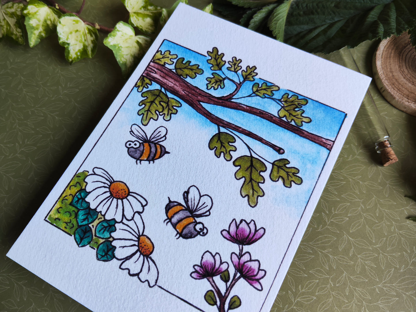 Carte Fleur et Abeille – Marguerite, Feuilles, Chêne et Nature