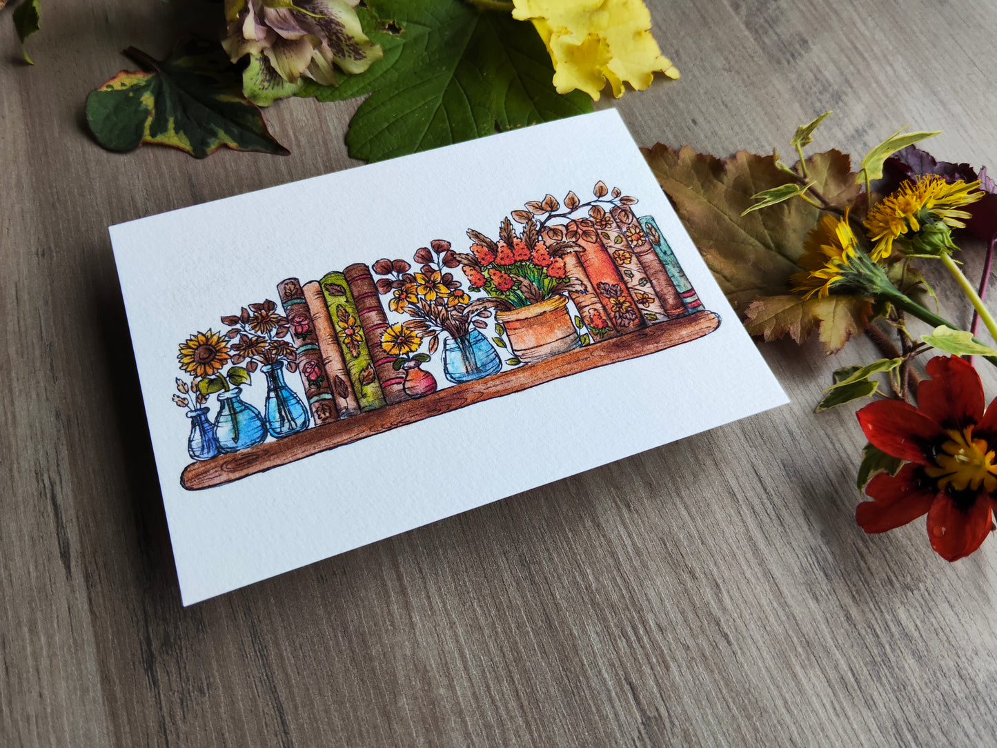 Carte A6 – Illustration florale automnale à l’aquarelle – Fleurs jaunes et orangées