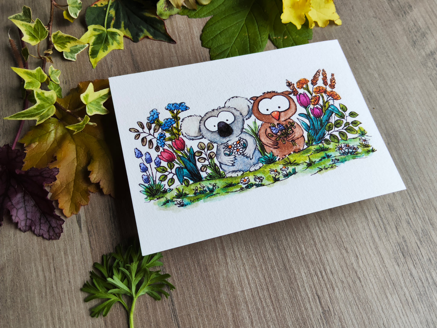 Carte illustrée A6 – Koala et Hibou fleuris – Illustration Animaux à l’aquarelle
