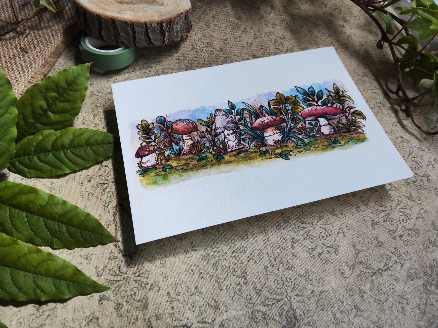 Carte A6 féerique - Fleurs, feuilles et champignons - Illustration à l’aquarelle