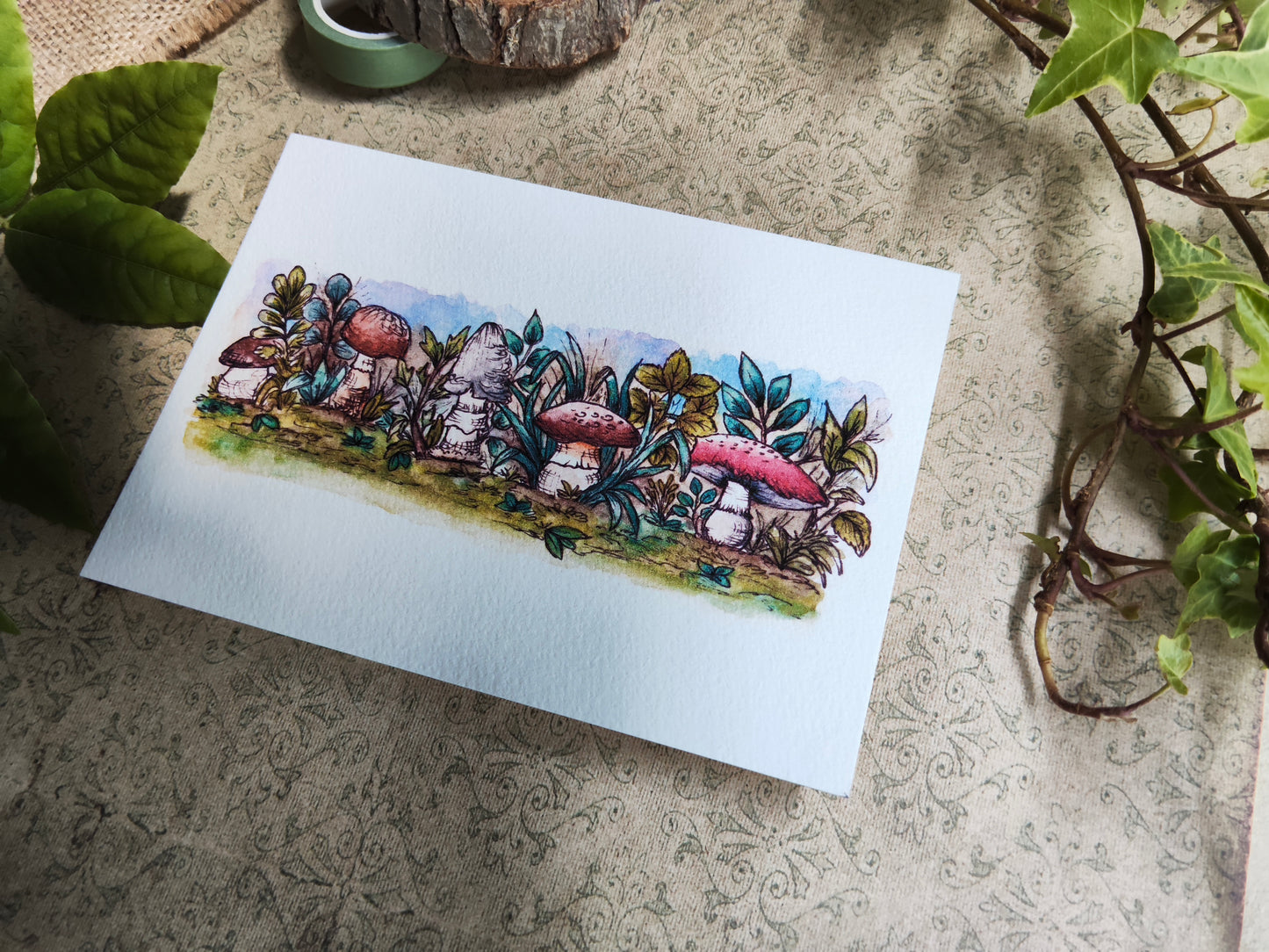 Carte A6 féerique - Fleurs, feuilles et champignons - Illustration à l’aquarelle