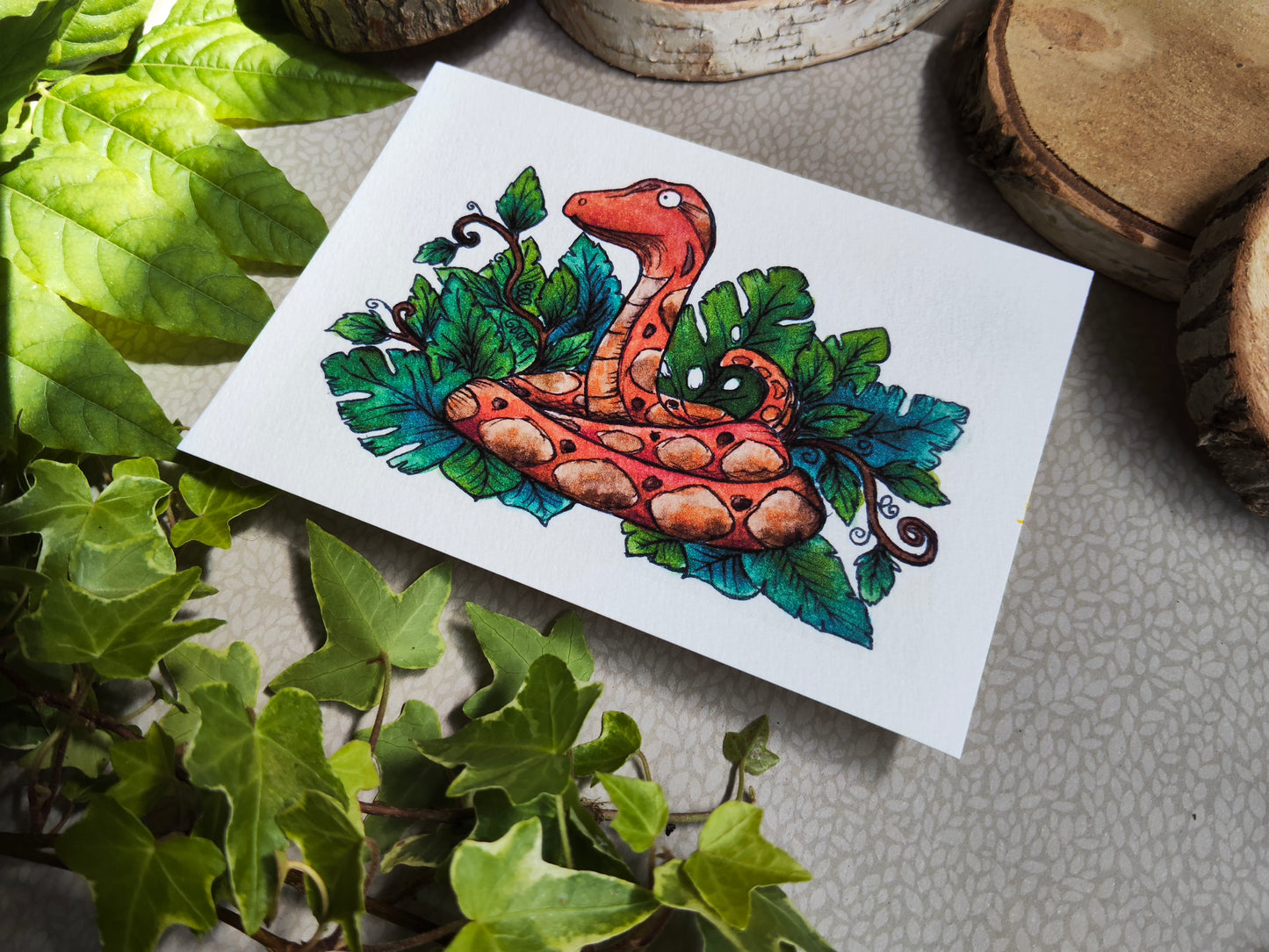 Carte A6 "Python feuillu" – Illustration à l’aquarelle, serpent totem et nature