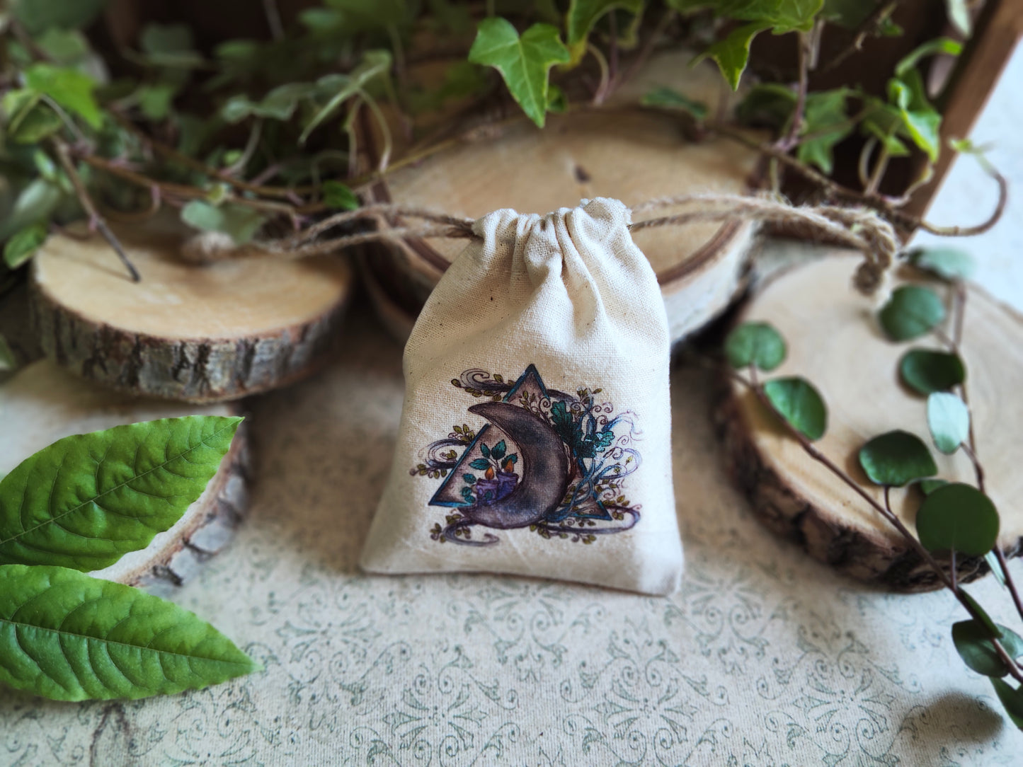 Pochon Triangle et Croissant de Lune Bougie – Mini Sac en Tissu Magie