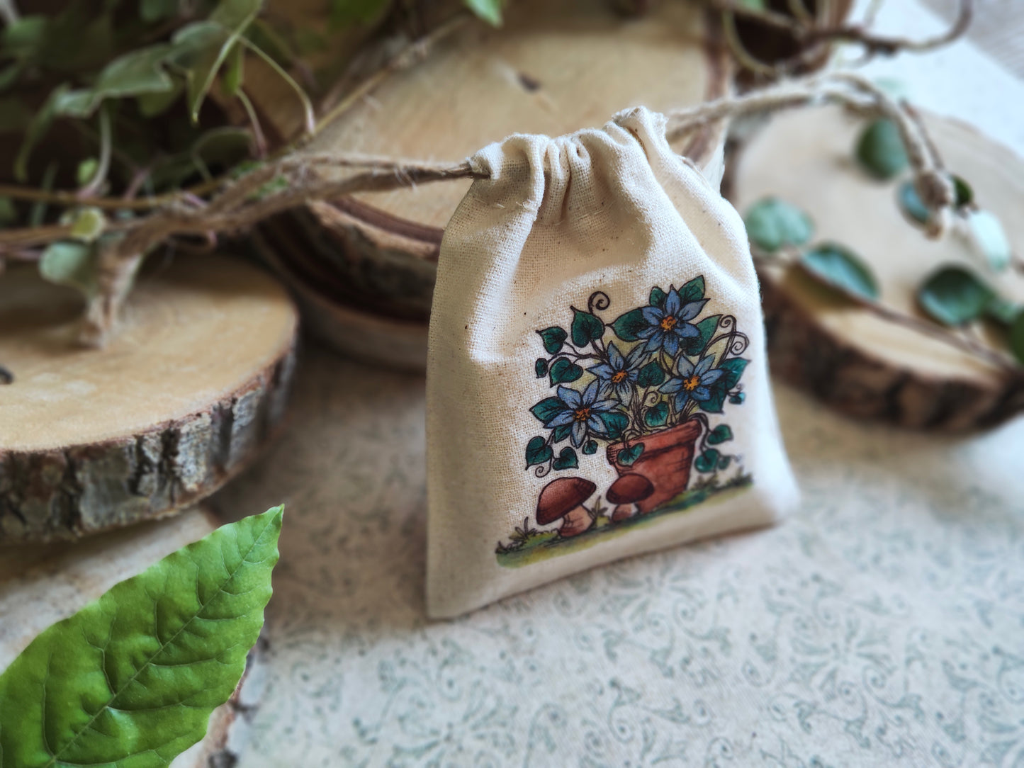 Pochon Plantes en Pot Fleurs Bleu - Petit Champignons – Petit Sac Illustré Jardin Doux