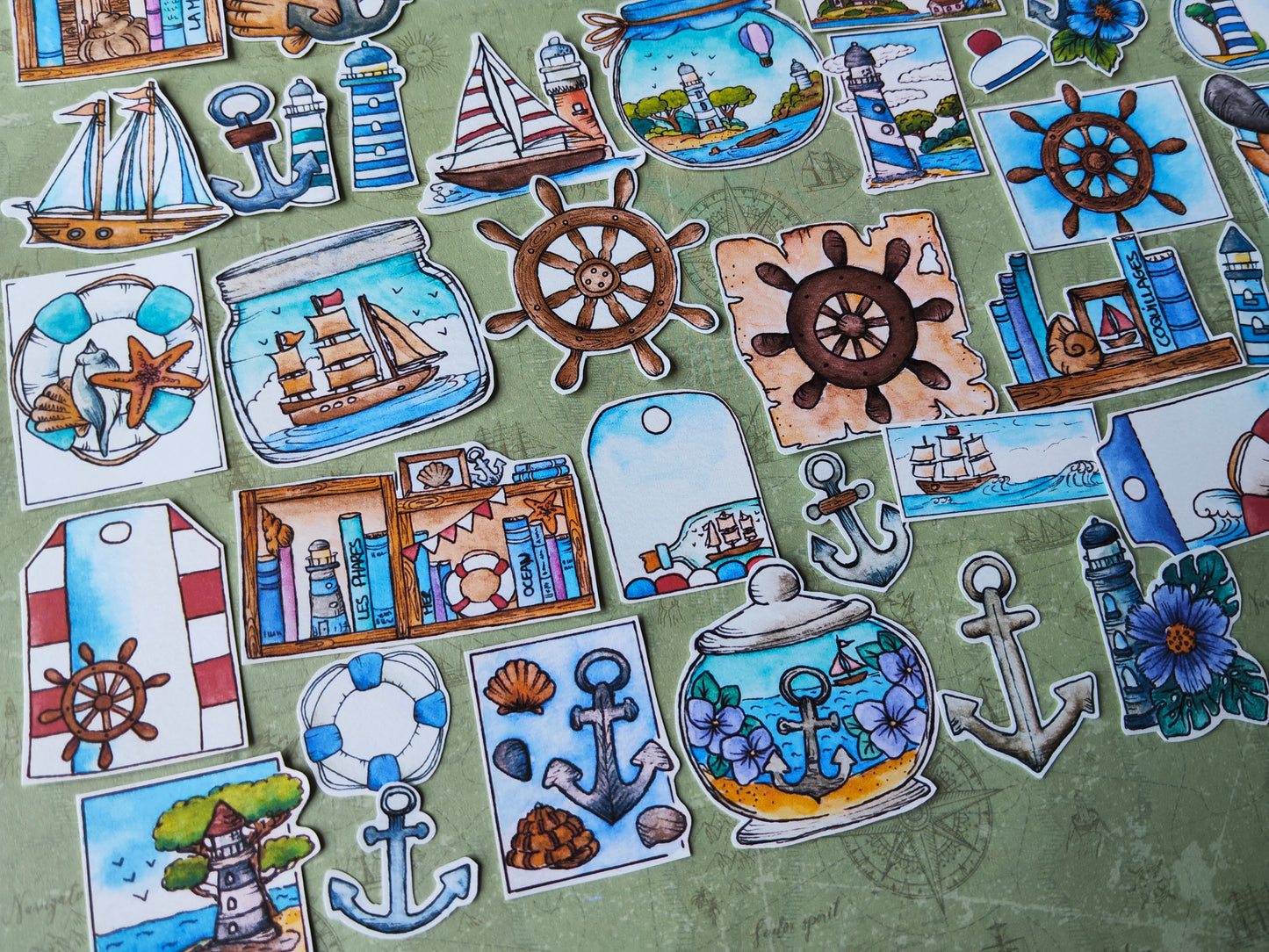 Stickers bord de mer – Lot de 40 autocollants marins à l’aquarelle - Thème océan, phares et bateaux