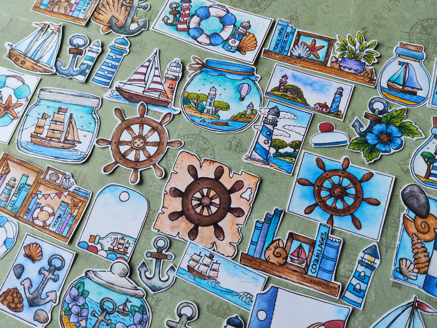 Stickers bord de mer – Lot de 40 autocollants marins à l’aquarelle - Thème océan, phares et bateaux