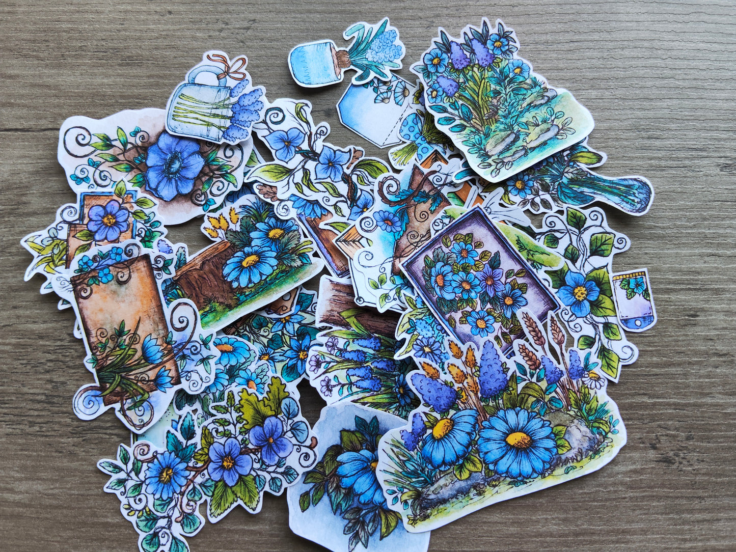 Lot de stickers fleurs bleues Violet – 28 autocollants floraux illustrés à l’aquarelle, ambiance botanique et nature