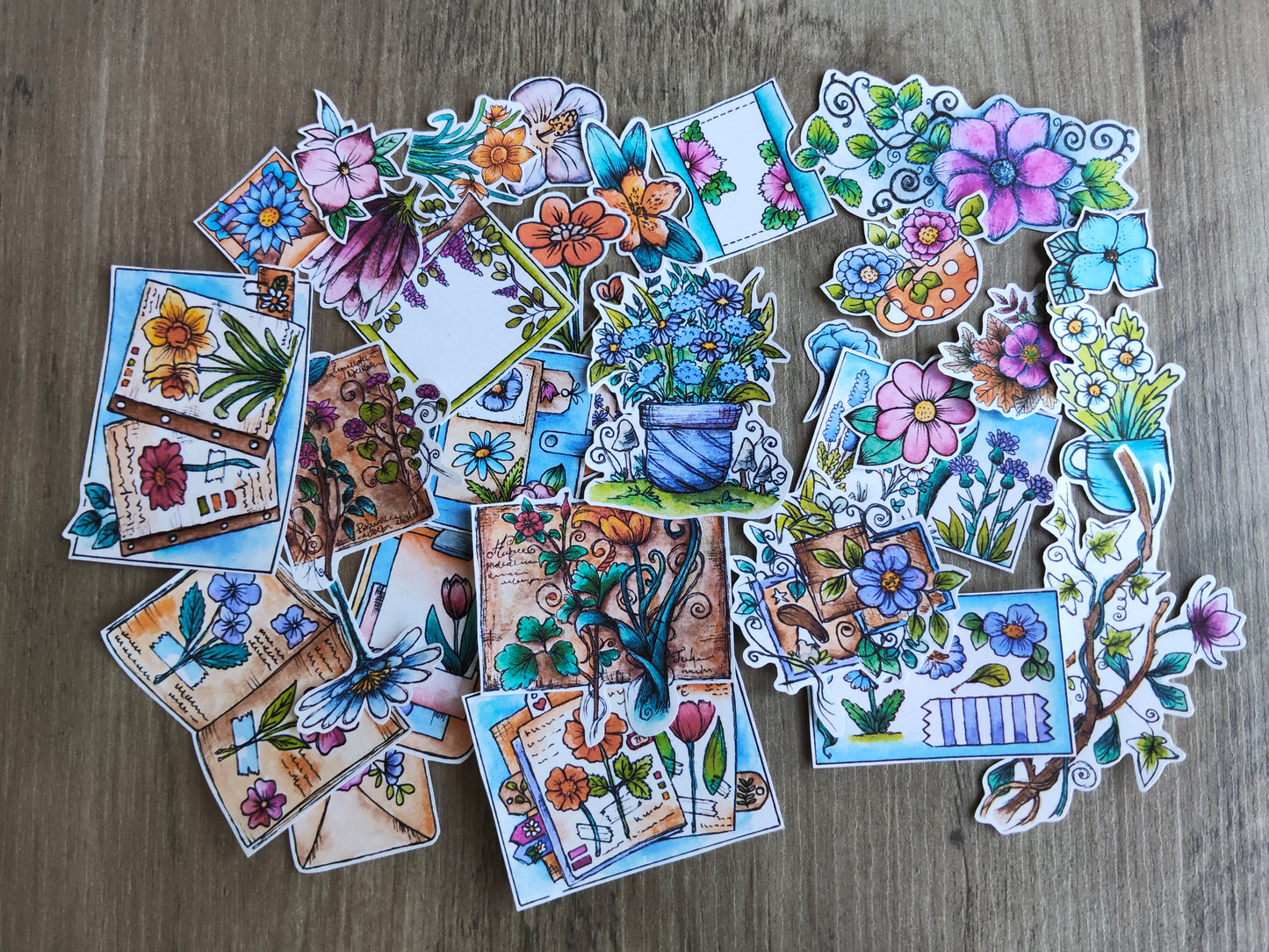 Stickers fleurs à l’aquarelle – Lot de 33 autocollants illustrés – Fleurs colorées, carnets botaniques, vases fleuris, papeterie créative