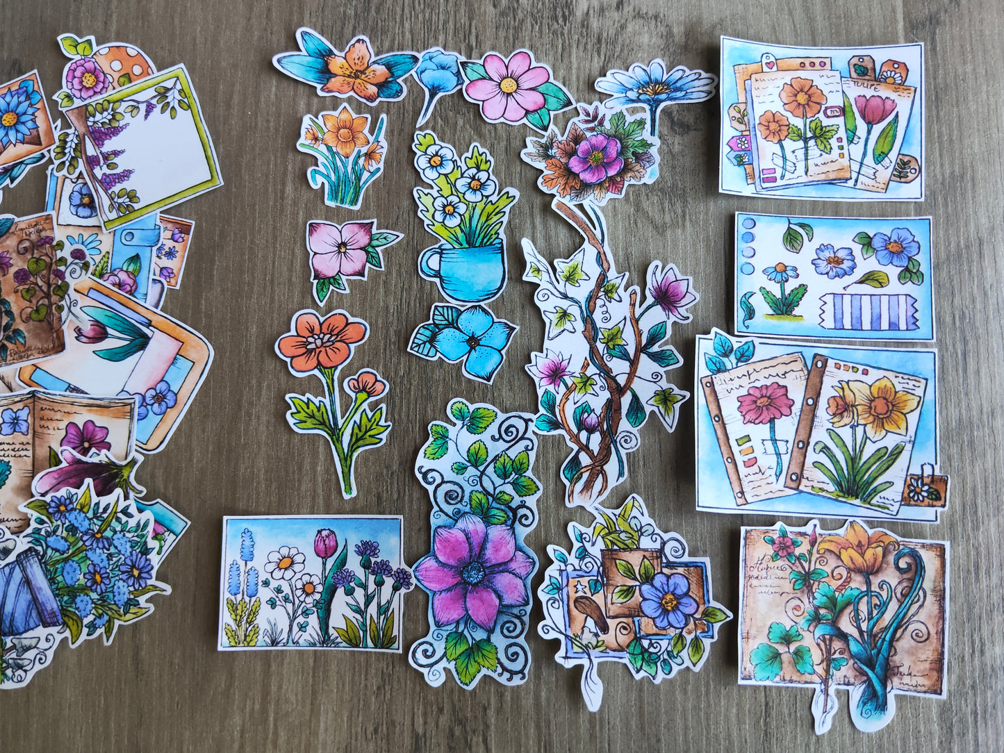 Stickers fleurs à l’aquarelle – Lot de 33 autocollants illustrés – Fleurs colorées, carnets botaniques, vases fleuris, papeterie créative