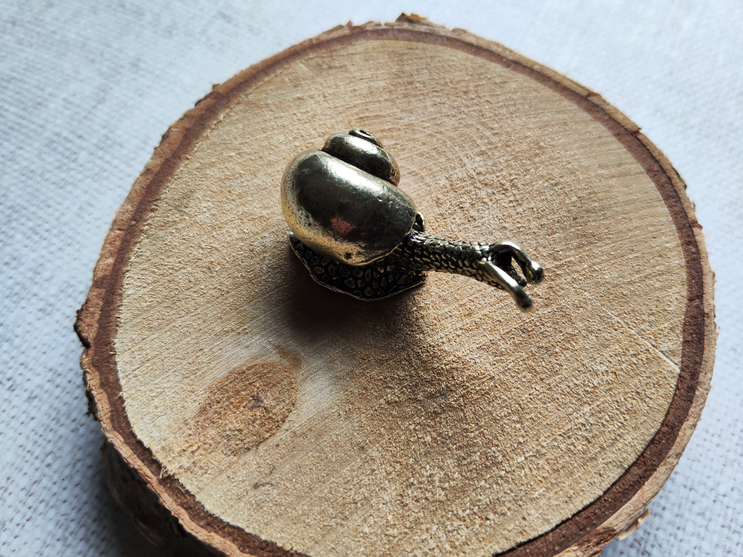 Escargot figurine animal jardin laiton