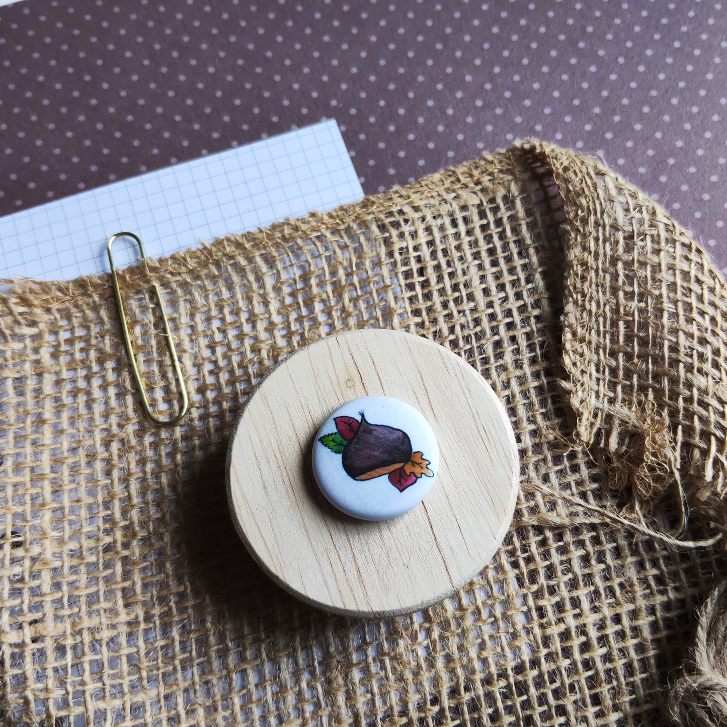 Badge Saison Automnale Marron et Feuillage Arbre Châtaigner