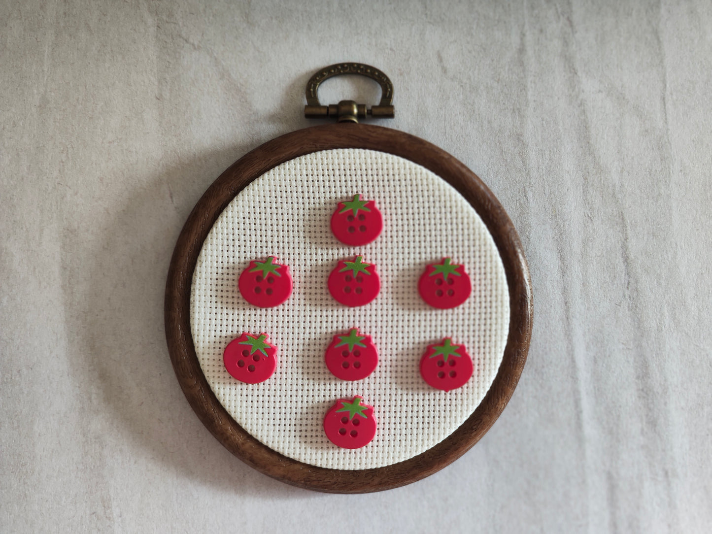 Boutons tomate légume rouge jardin