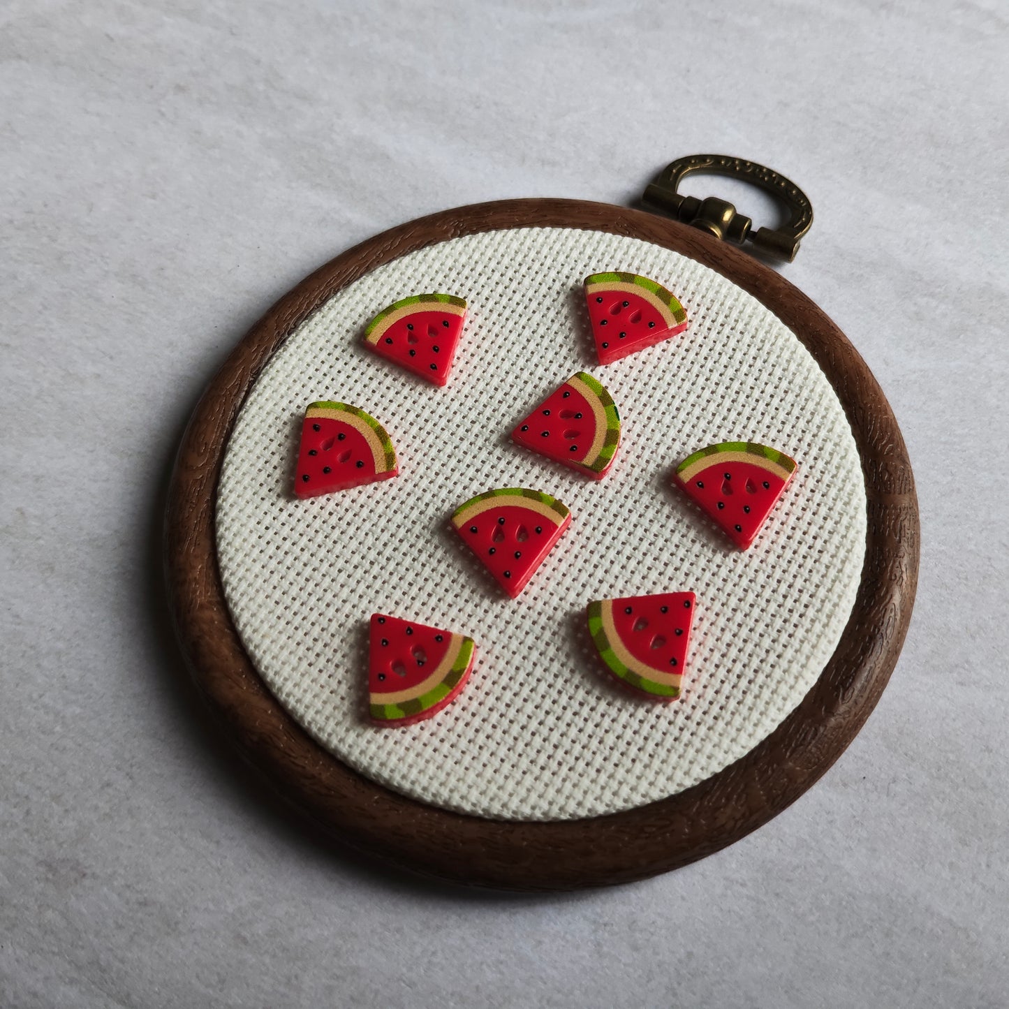 Boutons pastèque rouge fruit saison été