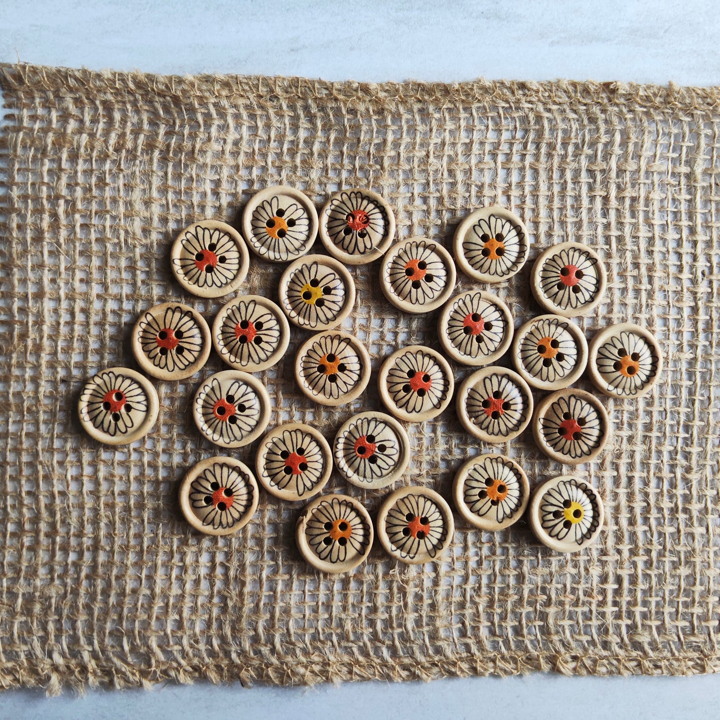 Boutons rond fleur marguerite centre orange bois