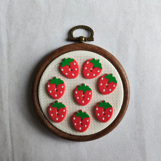 Boutons fruit fraise jardin campagne