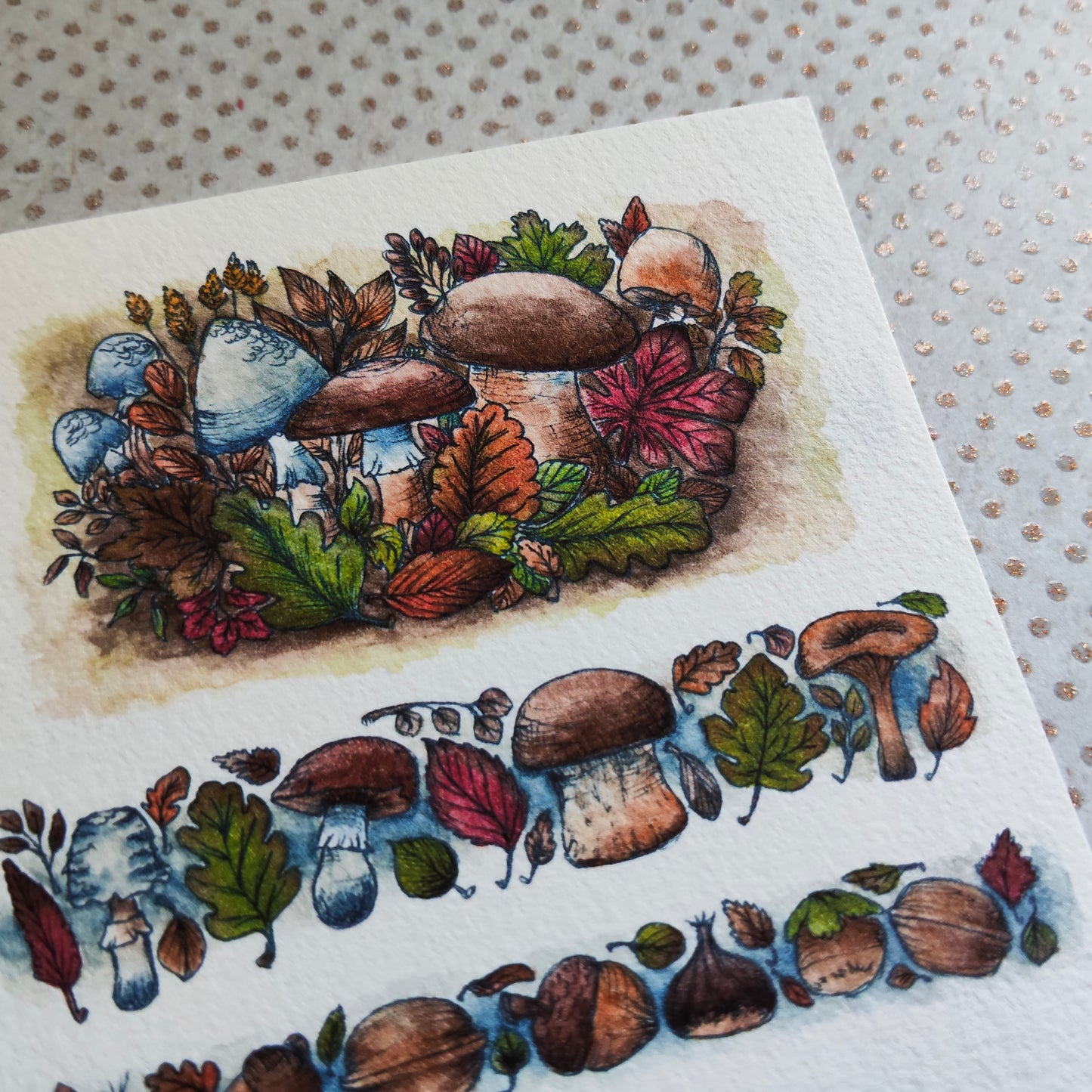 Carte Postale Automne – Champignons, Marrons, Glands et Déco Naturelle