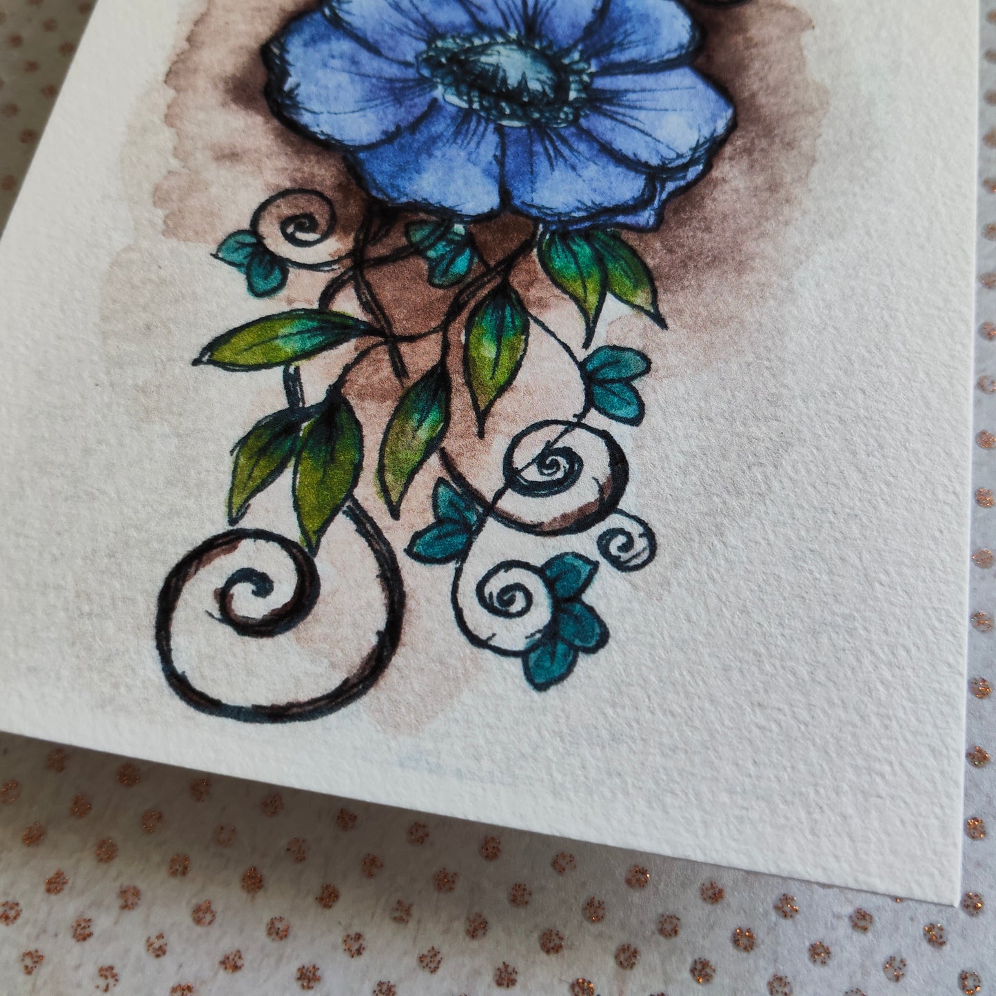 Carte Fleur bleue Anémone Feuillage – Illustration Arabesque Fin