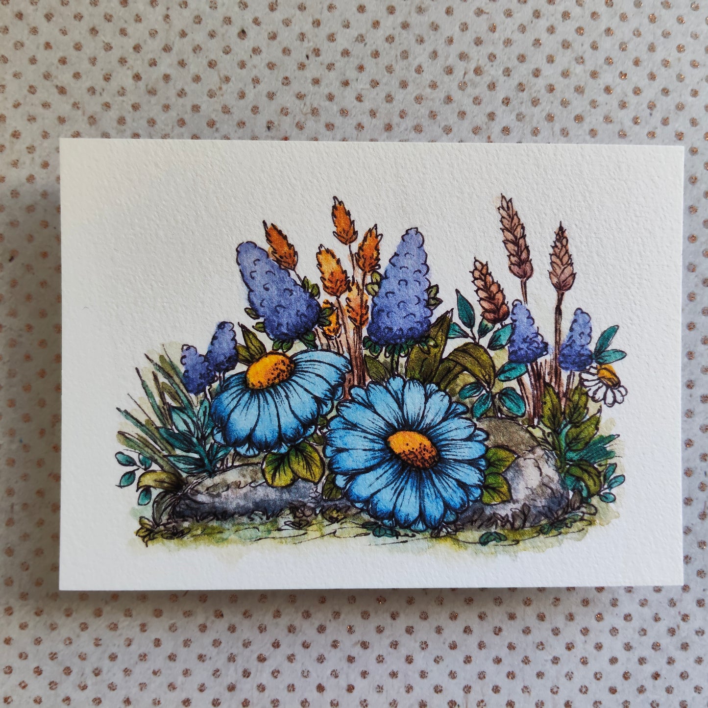 Carte A6 fleurie – Illustration aquarelle originale – Marguerites bleues et fleurs des champs