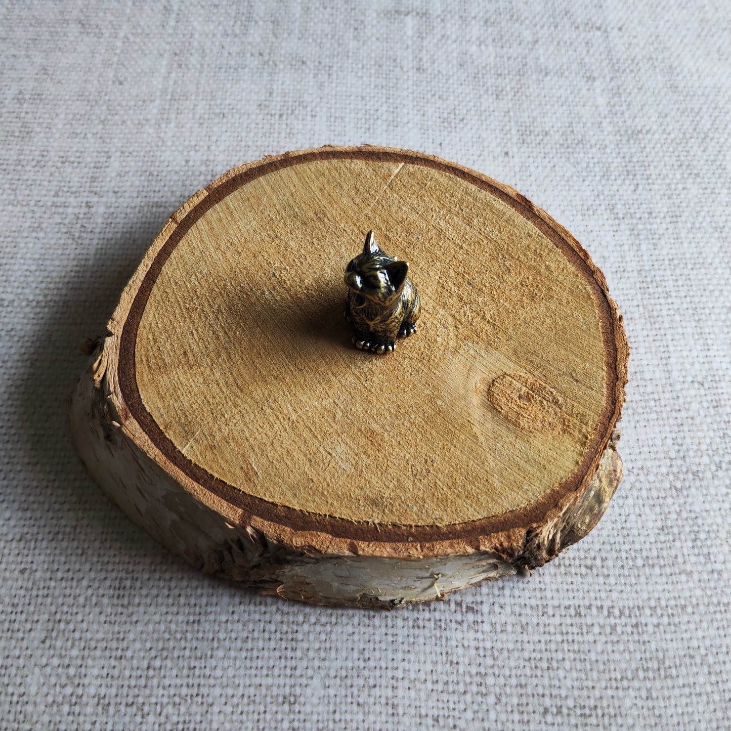 Figurine Chaton qui baille laiton animal chat