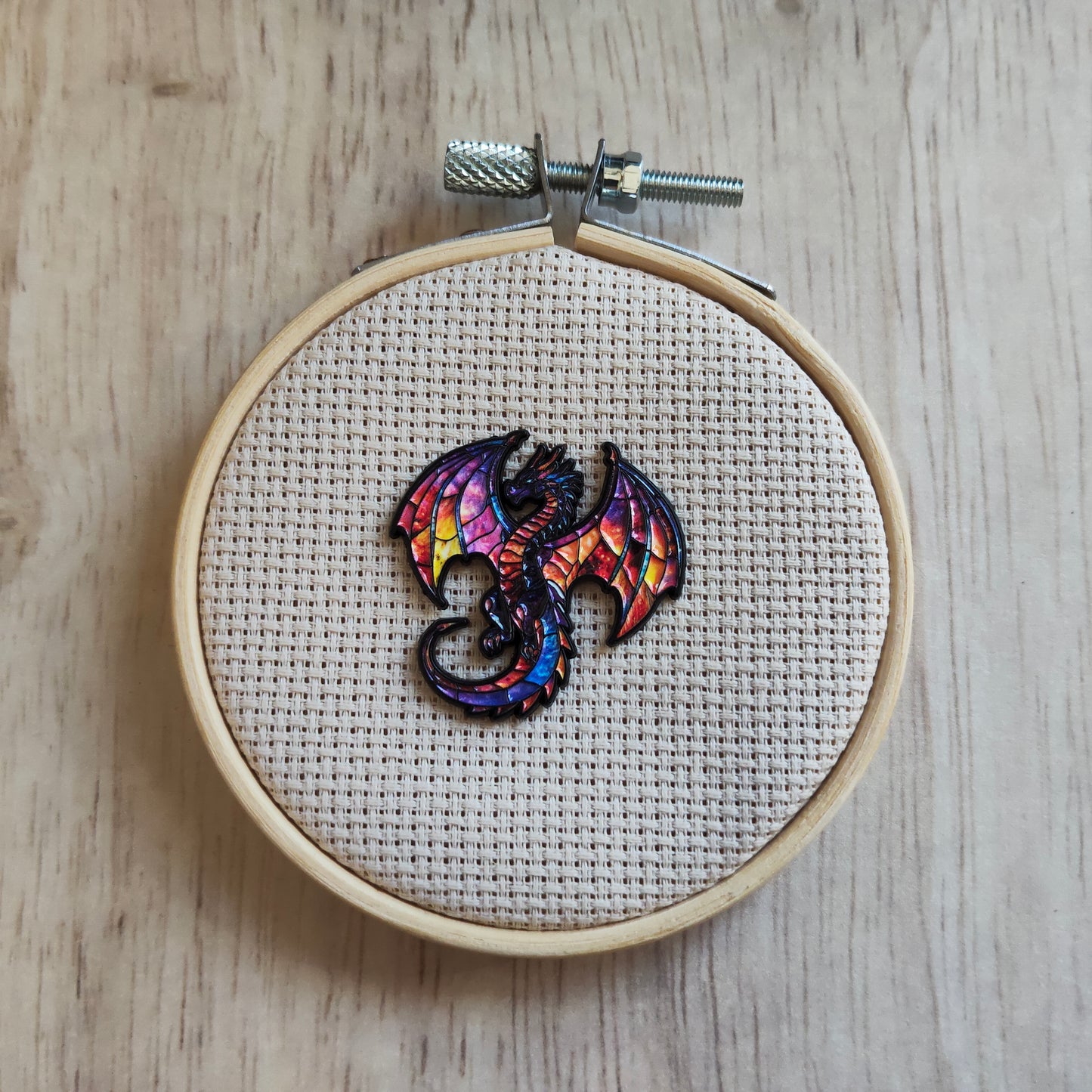 Pin's Dragon Ailes Mythes et Légende Animal Fantastique