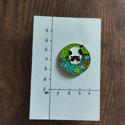 Pin's Rond Chat eau Carpe Koï Poisson