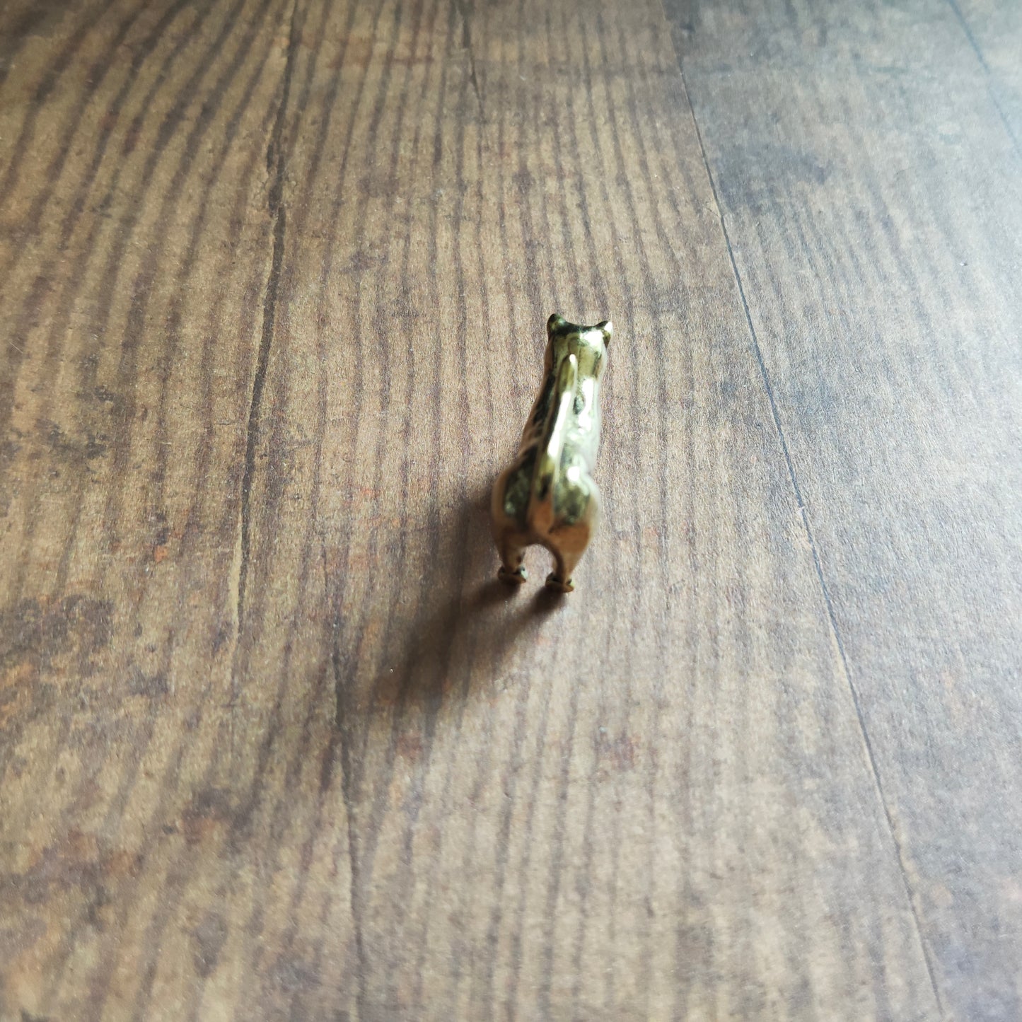 Figurine Chat qui s'étire Animal Félin laiton