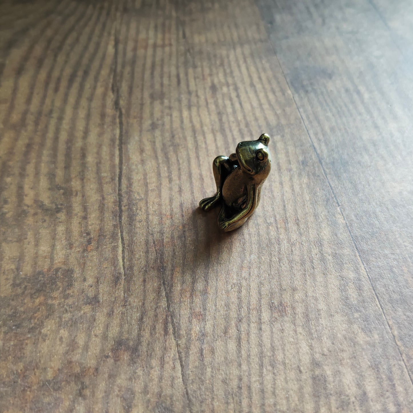 Figurine Grenouille assise animal laiton