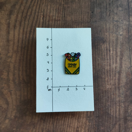 Pin's boite Crayon gras loisir créatif
