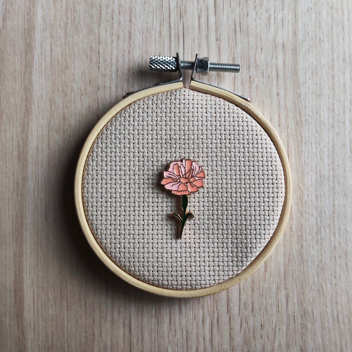 Pin's Fleur Œillet Rose nature printemps jardin