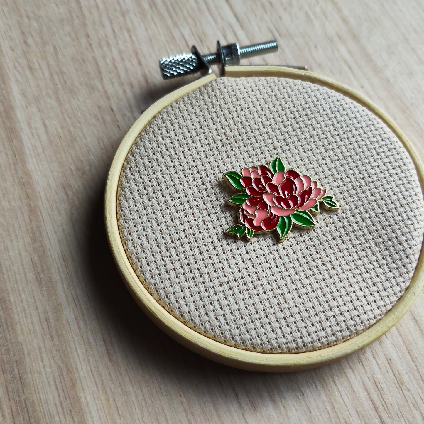 Pin's Fleurs nature printemps jardin