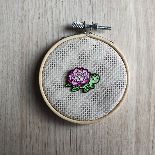 Pin's tortue fleur animal marin