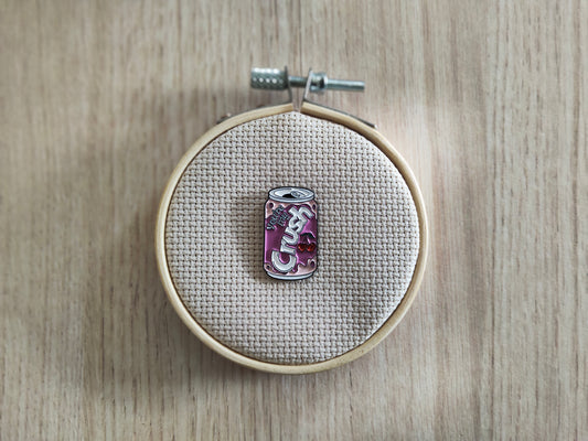 Pin's fruit cerise boisson canette