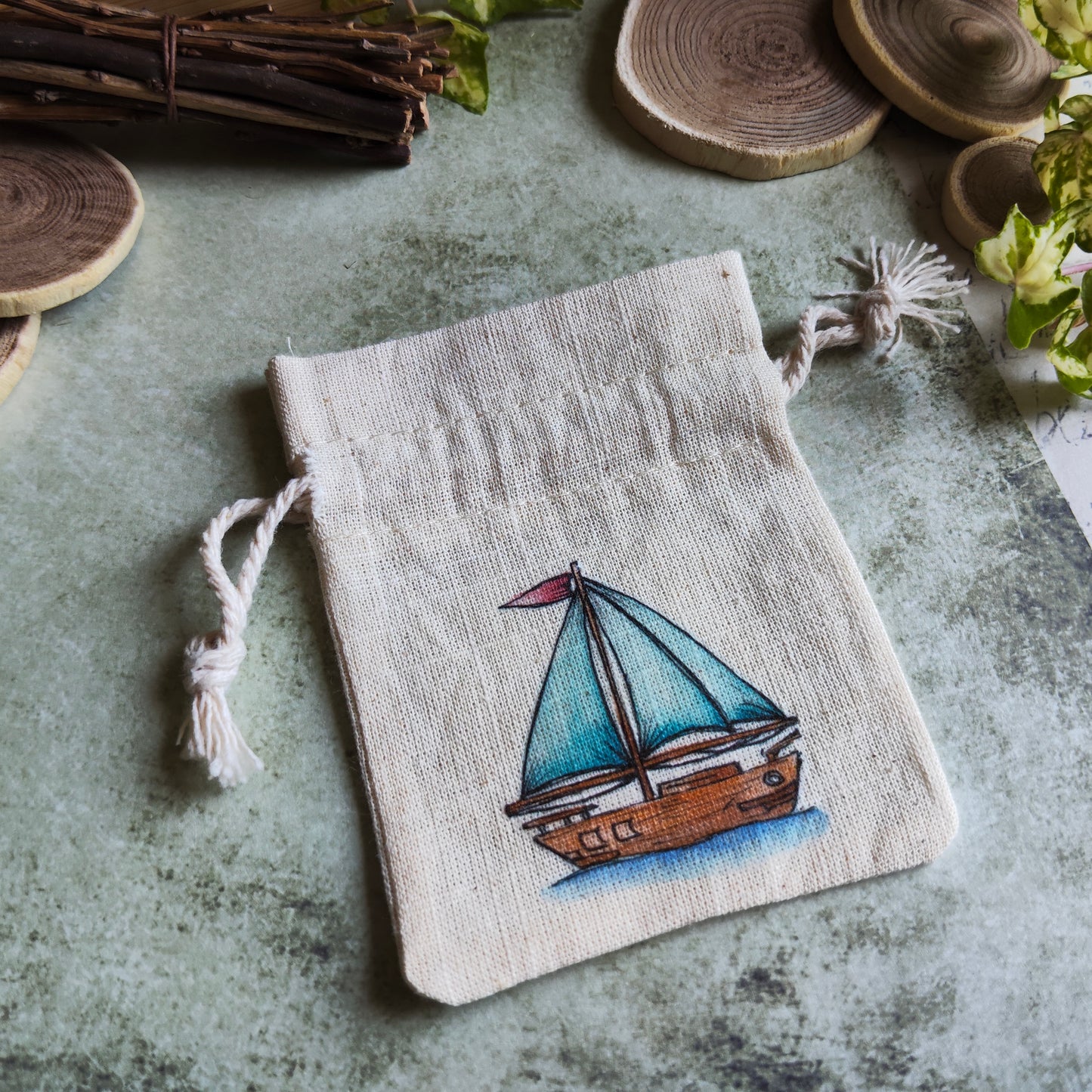 Pochon bateau voilier – Illustration marine à l’aquarelle