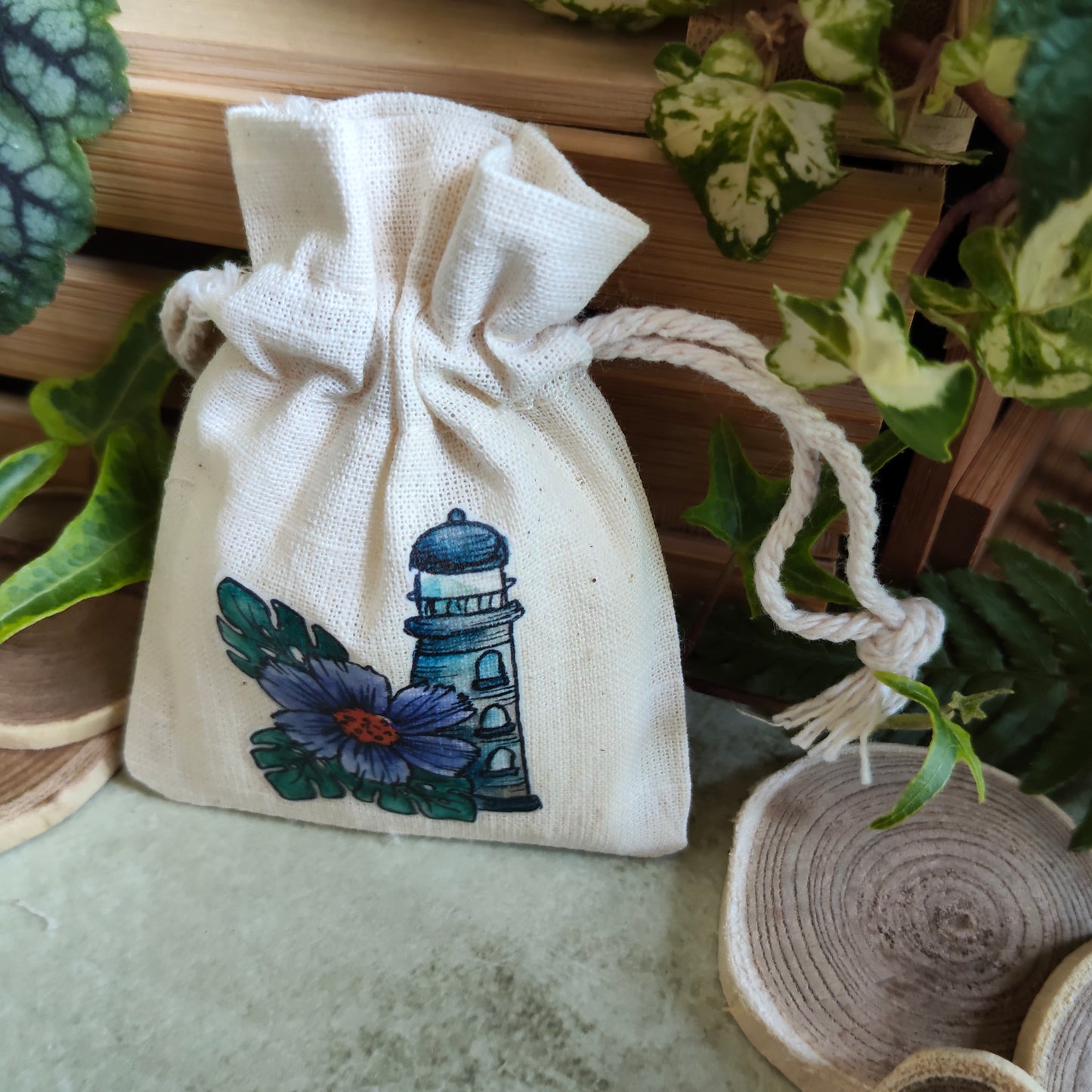 Pochon phare marin - Fleurs Violette – Illustration à l’aquarelle